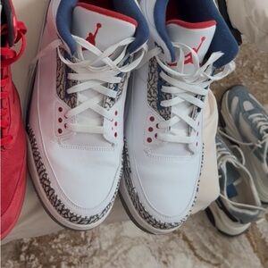 Jordan White and Blue Sneakers Iconic Design